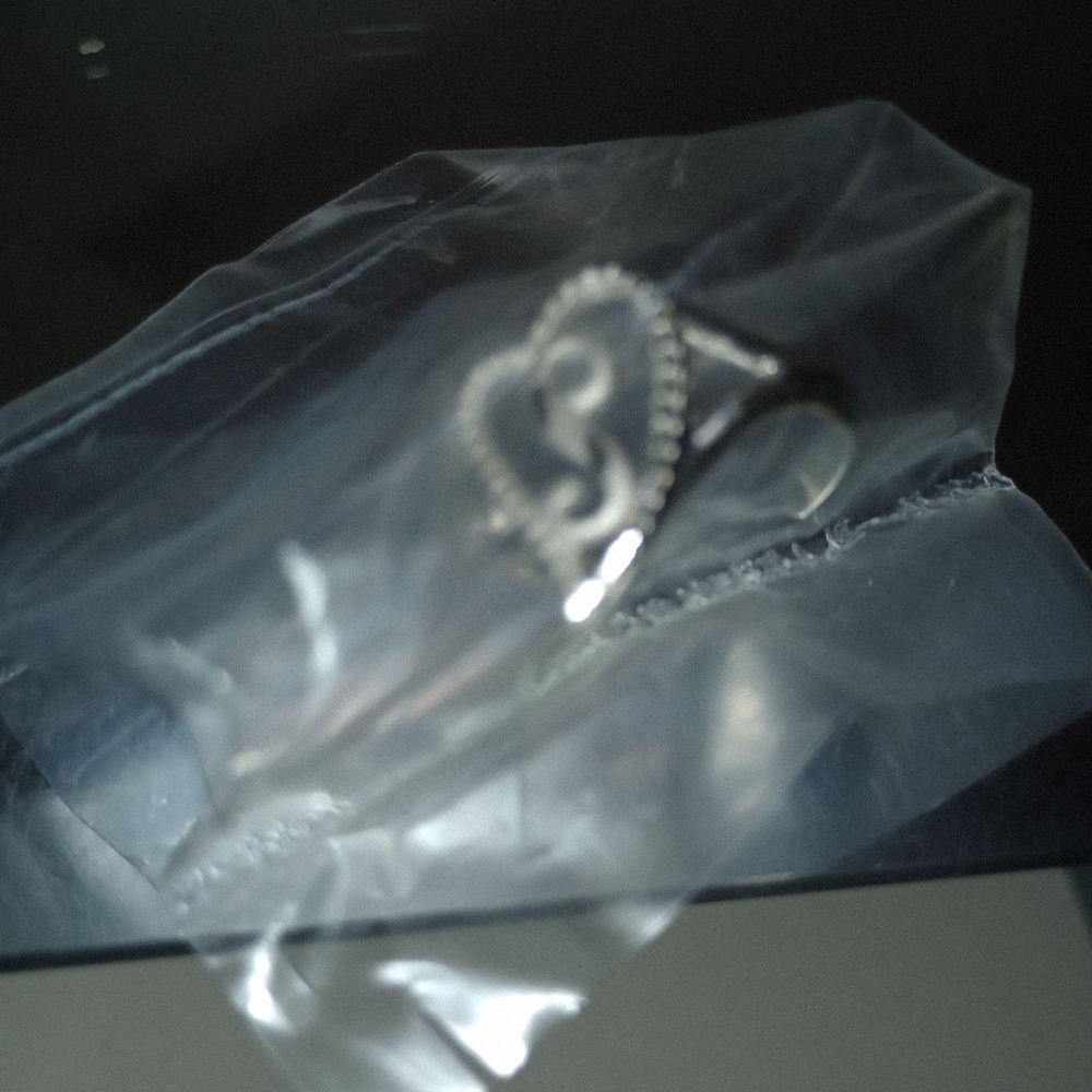 Sterling silver initial ring - Picture 2 of 4
